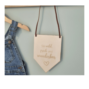 Wimpel "wild, frech & wunderbar"